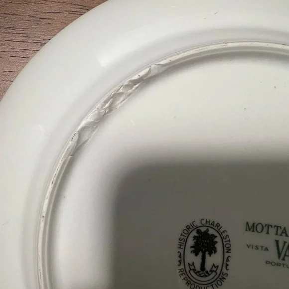 Mottahedeh Sacred Bird & Butterfly Dessert & Salad Plate Historic Charleston - Picture 7 of 10